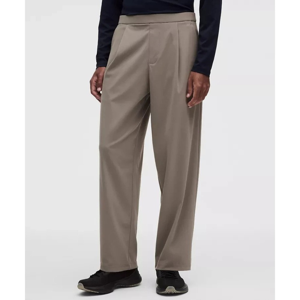 Lululemon Daydrift Relaxed-Fit Pleated Trousers Regular in Warm Ash Grey Men 2XL